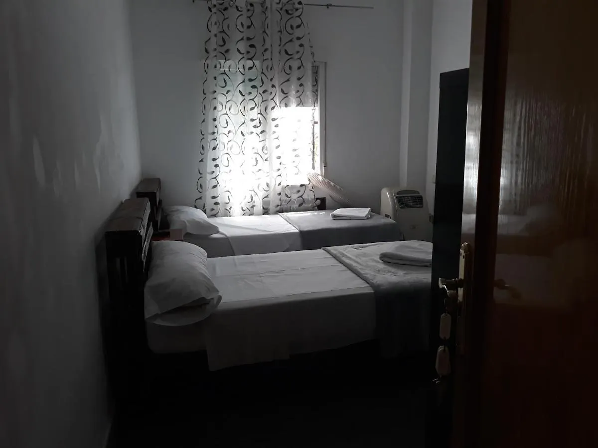 マドリード Mombuey 19 Bed & Breakfast